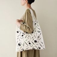 15% off on tote bags. (Image via MUJI)